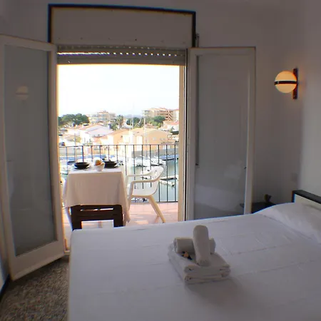 Agi Fragata Appartement Roses